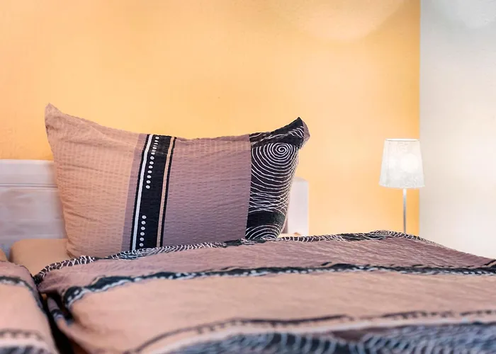 Nyaraló Am Huenengrab *